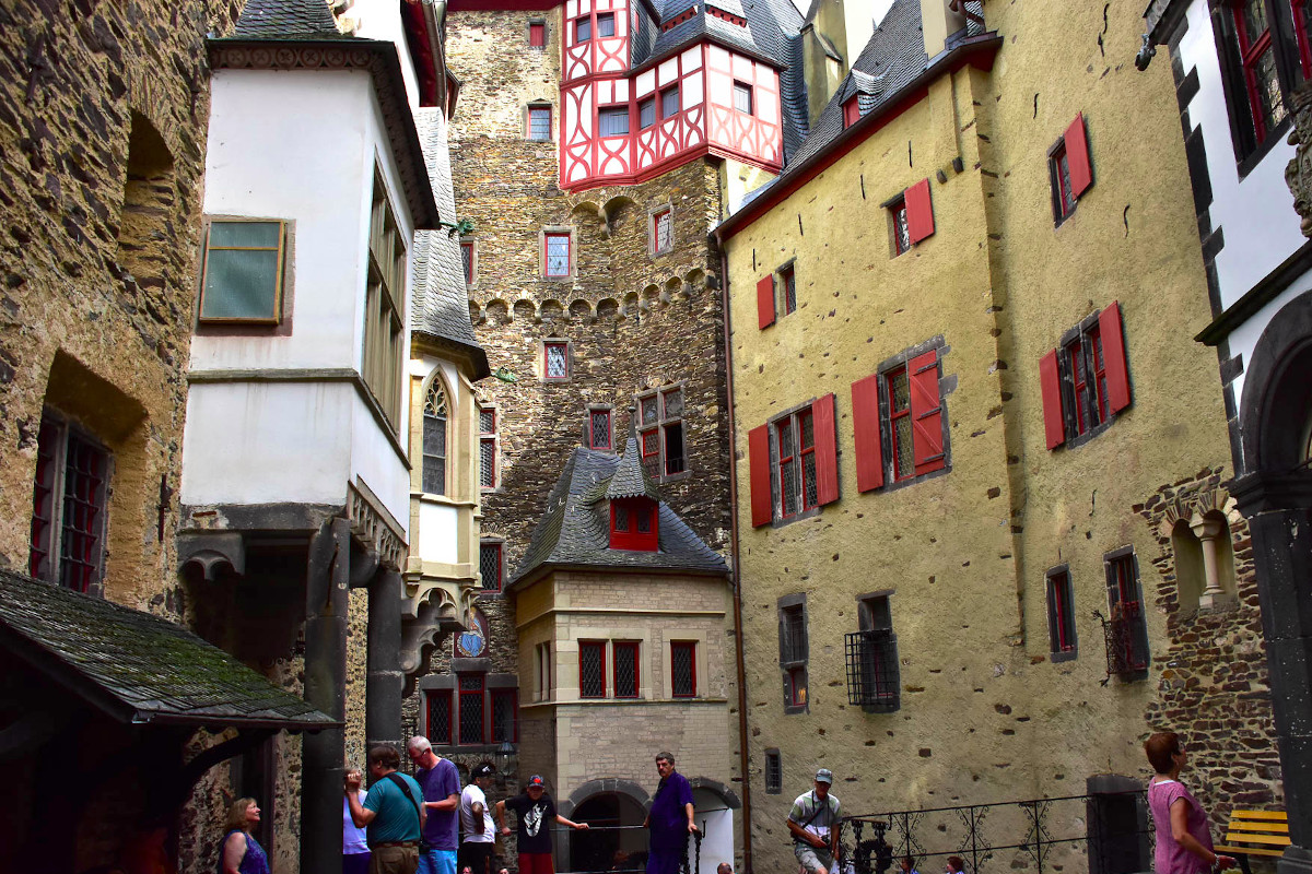 Hrad Eltz, Nemecko Hrad Eltz, Nemecko