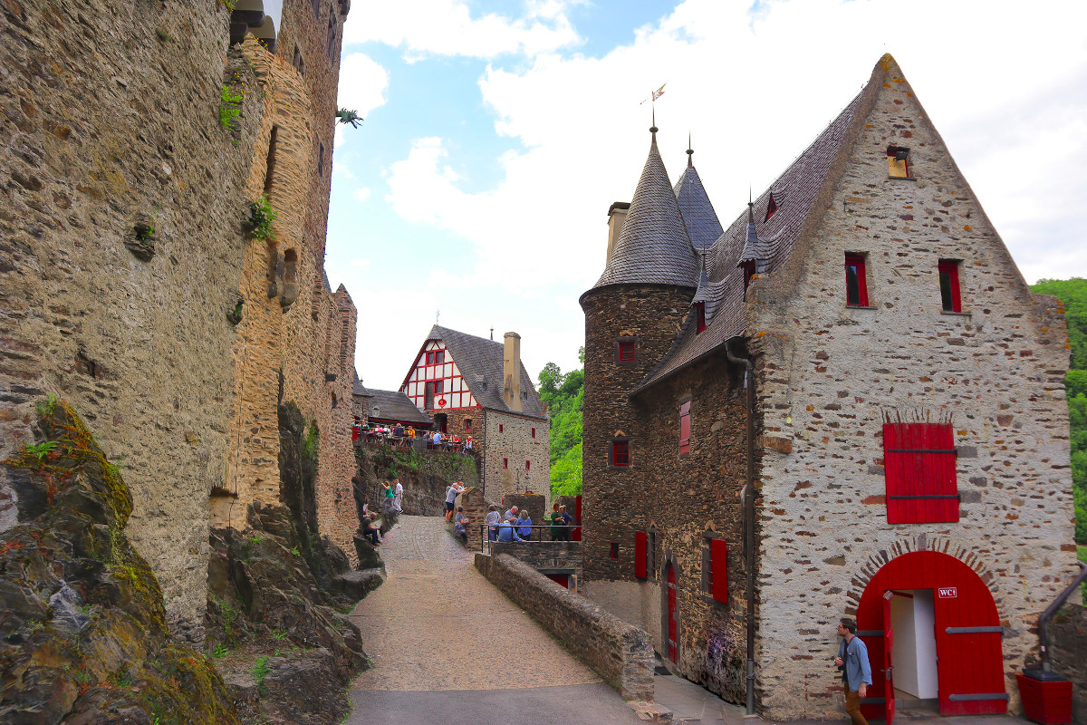 Hrad Eltz, Nemecko Hrad Eltz, Nemecko