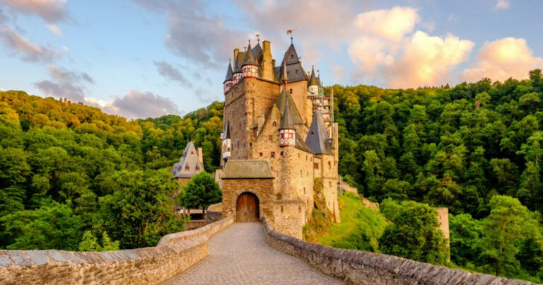 Hrad Eltz, Nemecko