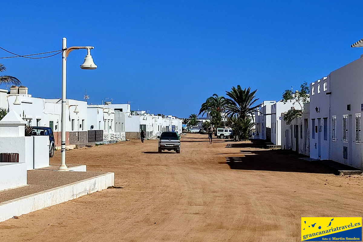 Caleta del Sebo, La Graciosa, Španielsko Caleta del Sebo, La Graciosa, Španielsko
